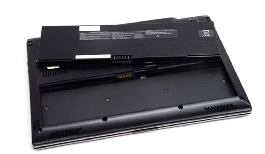 How Long Does A Laptop Battery Last?