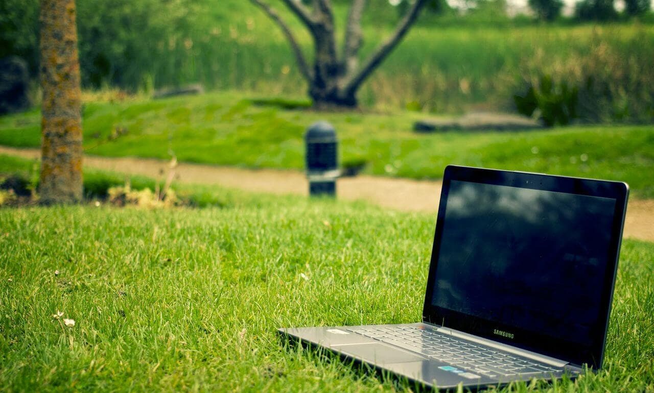 How To Keep Your Laptop Cool (The Easy Guide)