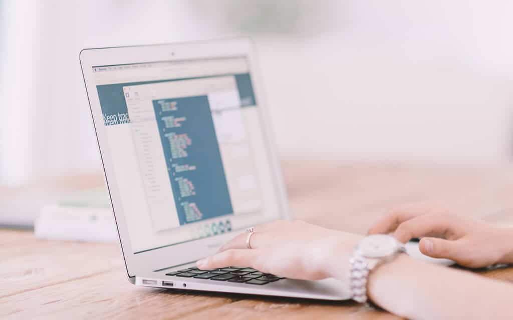 Should I Buy Refurbished Laptops? Things To Know Before Buying